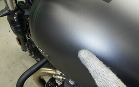 TRIUMPH BONNEVILLE BOBBER 2021 AD84HW