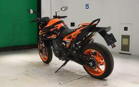 KTM 890 DUKE GP 2023 TU940