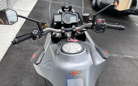 KTM 1290 SUPER DUKE GT 2017 V6940