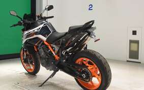 KTM 890 DUKE R 2023 TU940