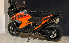 KTM 1290 SUPER ADVENTURE S 2024 V7940