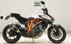 KTM 1290 SUPER DUKE R 2020 V3940