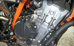 KTM 890 DUKE R 2023 TU940