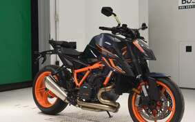 KTM 1290 SUPER DUKE R 2023