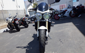 TRIUMPH STREET TRIPLE 2009 TMD406