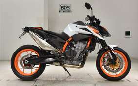 KTM 890 DUKE R 2021 TU940