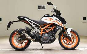 KTM 390 DUKE 2017 JPJ40