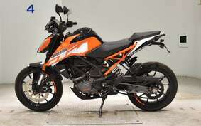 KTM 125 DUKE JPA40