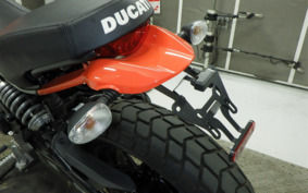 DUCATI SCRAMBLER SIXTY2 2016