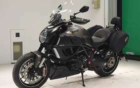 DUCATI DIAVEL STRADA 2014