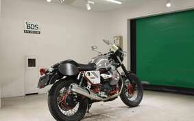 MOTO GUZZI V7 RACER 2011