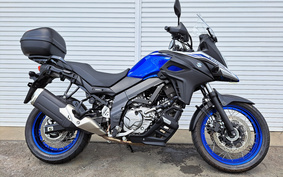 SUZUKI V-Strom 2022 C733M