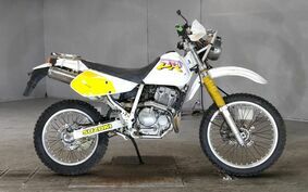 SUZUKI DR250R SJ45A