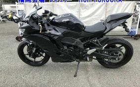 KAWASAKI ZX-25R ZX250E