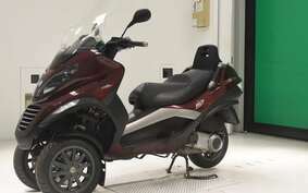 PIAGGIO MP3 250