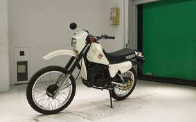 YAMAHA DT125 17F