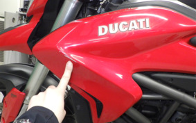 DUCATI HYPERSTRADA 820 2014