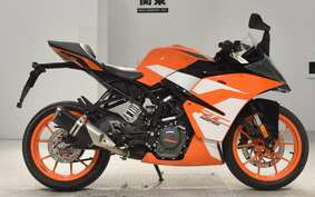 KTM 125 RC JYA40