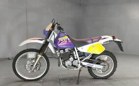 SUZUKI DR250R SJ45A