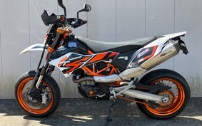 KTM 690 SMC R 2014 LST40