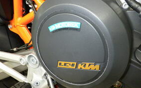 KTM 690 SMC R 2023 LSV40