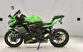 KAWASAKI ZX-25R ZX250E