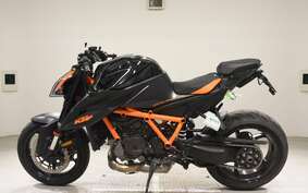 KTM 1290 SUPER DUKE R 2020 V3940