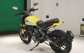 DUCATI SCRAMBLER ICON 2015