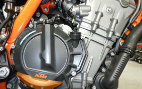 KTM 890 DUKE R 2021 TU940