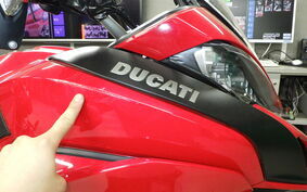 DUCATI MULTISTRADA 1200 S 2015 AA02J