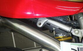 DUCATI 748 BIPOST 2002 H300A