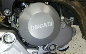 DUCATI MONSTER 696 + 2008