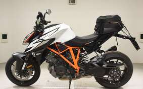 KTM 1290 SUPER DUKE R 2020 V3940