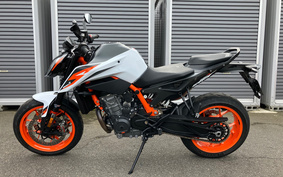 KTM 890 DUKE R 2022 TU940