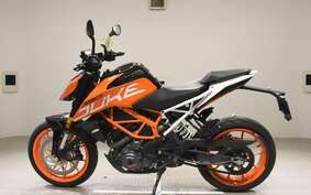 KTM 390 DUKE 2021 JPJ40