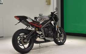 TRIUMPH STREET TRIPLE RS 2021