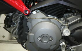 DUCATI MONSTER 696 2011