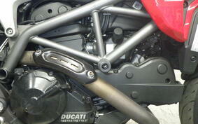 DUCATI HYPERMOTARD 820 2013 B201J