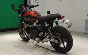 TRIUMPH SPEED TWIN 2021 AD85H4