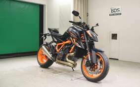 KTM 1290 SUPER DUKE R 2024