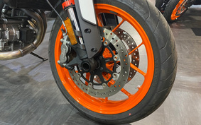 KTM 890 DUKE GP 2023 TU940