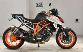 KTM 1290 SUPER DUKE R 2019 V3940