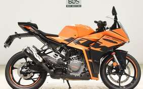 KTM 390 RC 2022 JYJ40