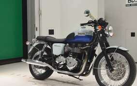 TRIUMPH BONNEVILLE T100 2010