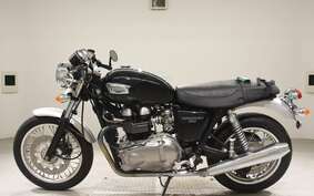 TRIUMPH THRUXTON 900 2005 J9042G