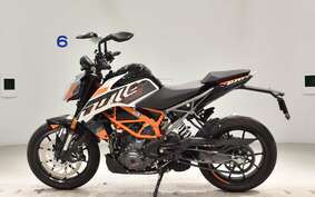 KTM 250 DUKE JPE40