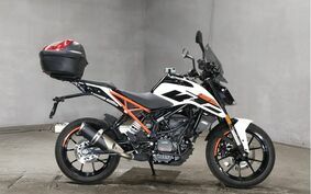 KTM 125 DUKE JPA40