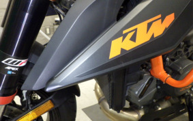 KTM 1290 SUPER DUKE R 2020