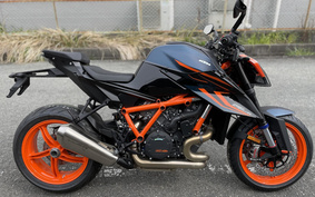 KTM 1290 SUPER DUKE R 2024 V3940