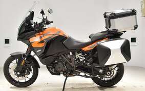 KTM 1290 SUPER ADVENTURE S 2020 V7940